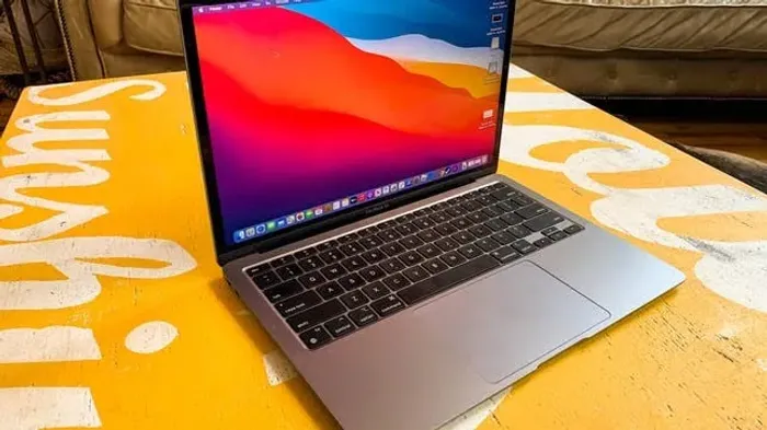 Apple MacBook Air M1 8GB 256GB