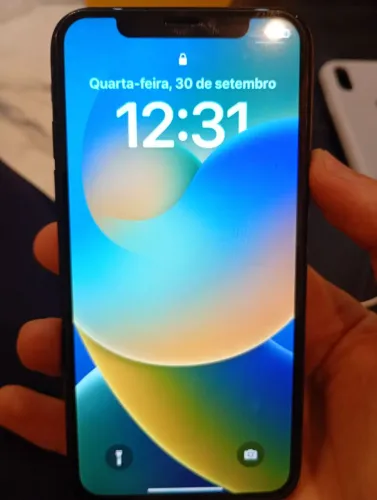 iPhone x 256gb com detalhes