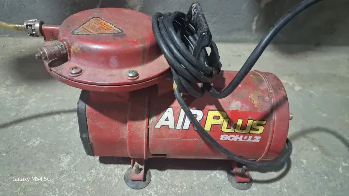 Compressor ar direto bivolt funcionando perfeitamente