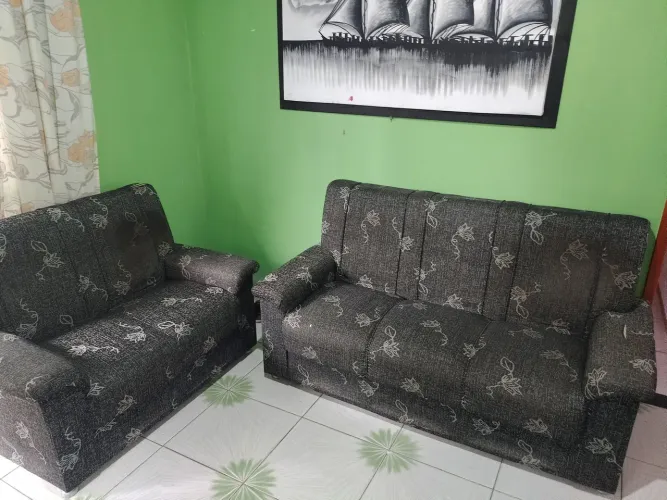Sofá semi-novo