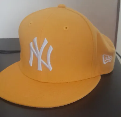 Bone yankees new era original amarelo