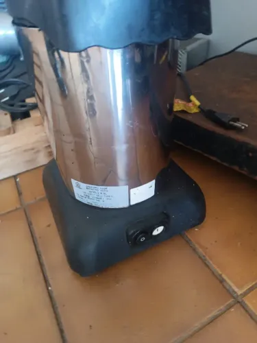 Liquidificador baixa rotação 8 litros Colombo
