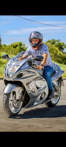 Hayabusa impecável linda sem detalhes.