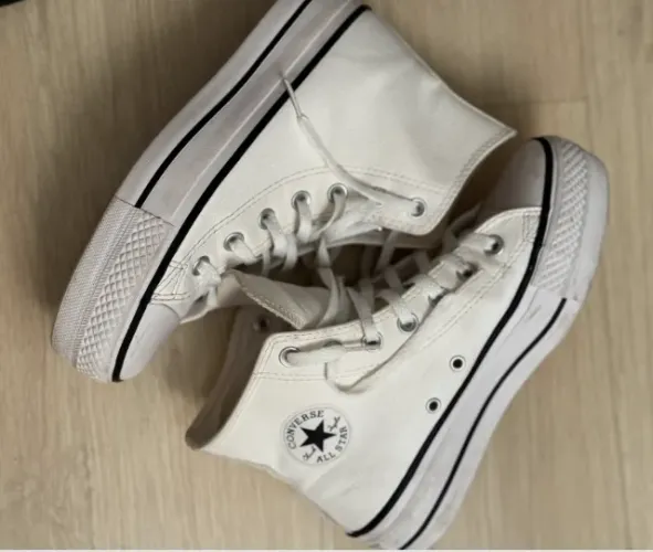 All Star Lift Cano Alto de COURO da Converse (UNISSEX)