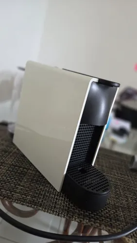 Vendo Cafeteira Nespresso