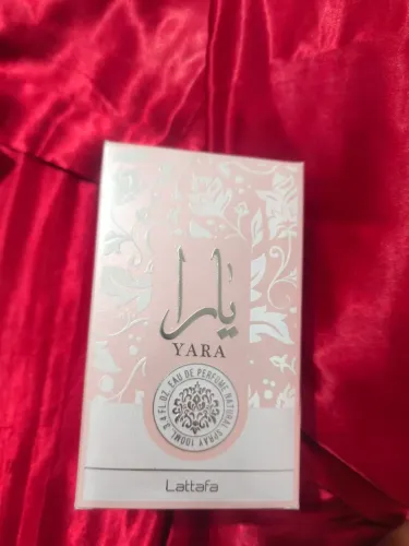 Perfume yara árabe