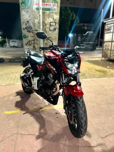 CB300R 2026 16mil km nova