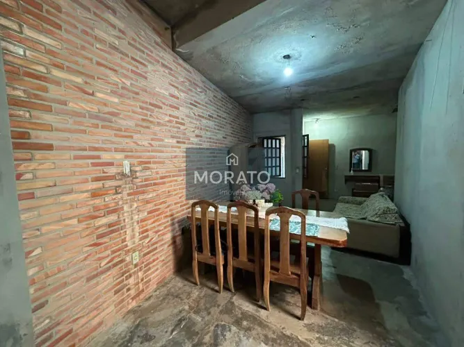 Casa 3 Quartos, 2 Vagas de Garagem, no Bairro Jardim Comerciários