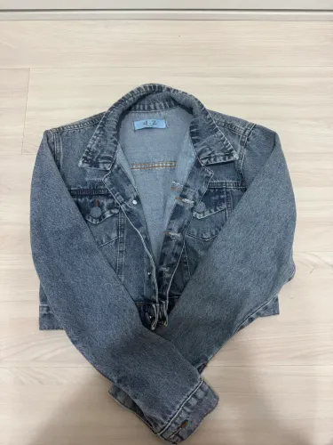 Jaqueta jeans | Tudo por R$15! +30 peças disponíveis no perfil