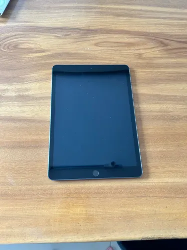iPad 7 geração Wi-Fi 32gb