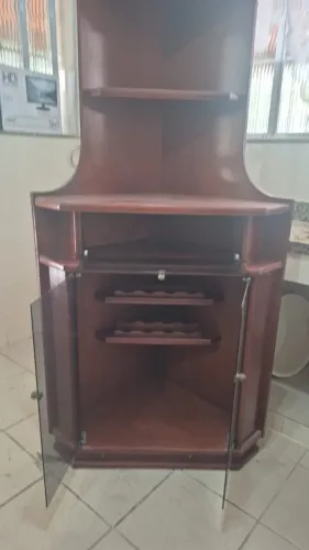 Movel de madeira de canto