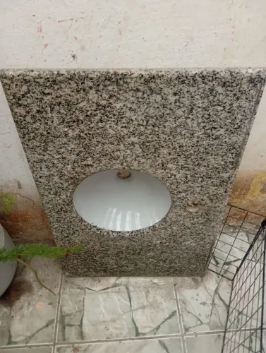 Pia de mármore 55x80cm