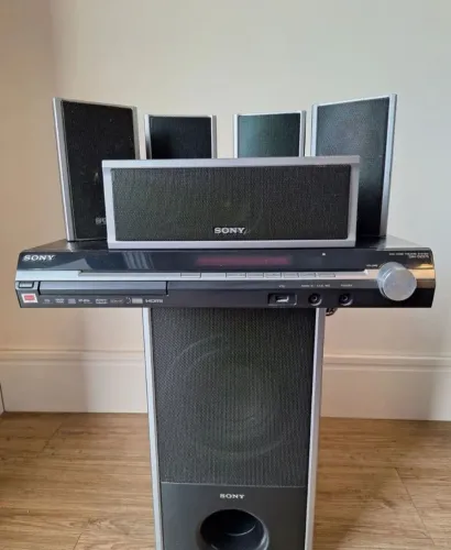 Vendo Home Theater Sony DAV-DZ275 Sistema 5.1 Estado de novo