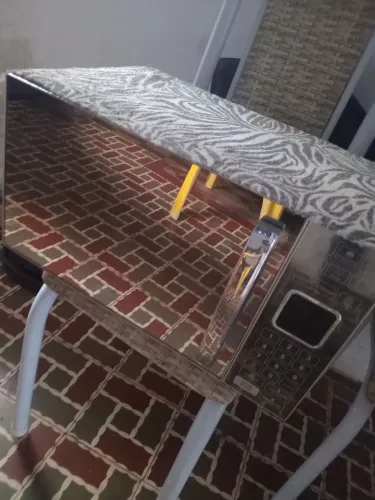 Micro-ondas espelhado e airfry semi novos - Necessitam apenas trocar o garfo da tomada. 