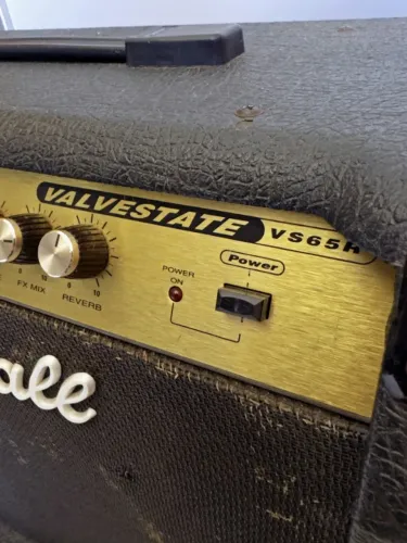 Amplificador guitarra MARSHALL Valvestate VS65R (Made in England)