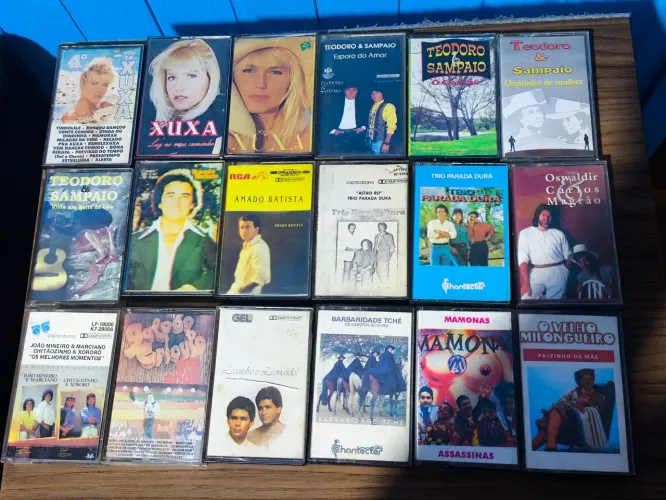 Lote com 35 fita k7. Fita cassete