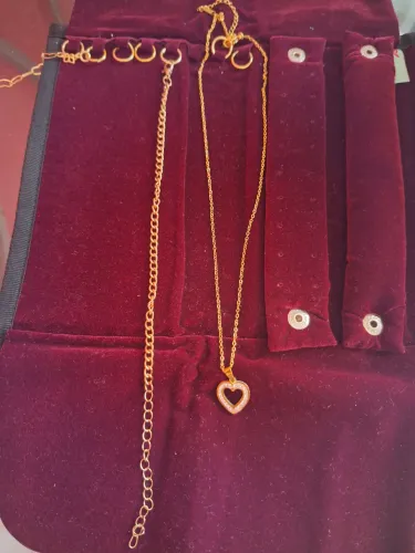 cordão folheado a ouro18 com pingente de coração