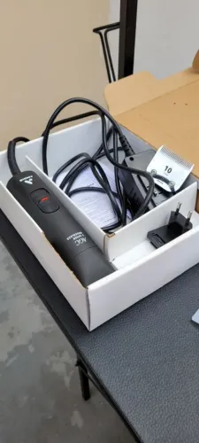 Maquina de tosa ANDIS nova