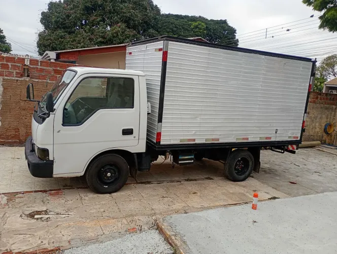 Kia Motors Bongo K-2700 2.7 4x2/4x4 Diesel 1998