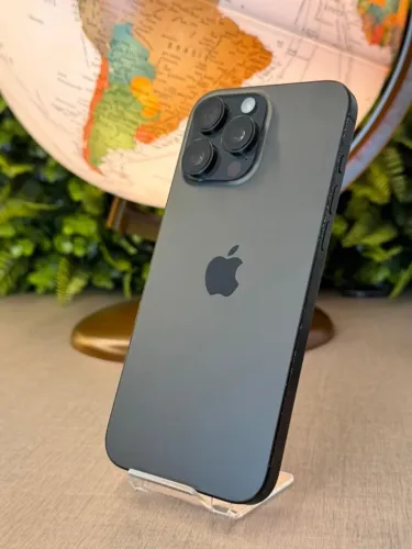 iPhone 16 Pro Max 256GB - 97% de Bateria - Lindo, todo original - Até 18x