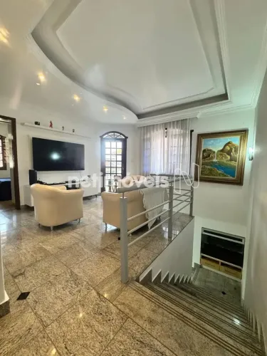 Casa bairro Fonte Grande, dois pavimentos, com área goumet e piscina