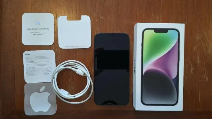 iPhone 14 - 128GB - Preto - Ótimo Estado