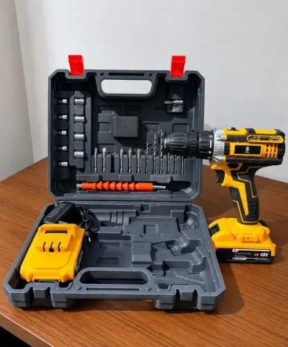 1Kit Furadeira e parafusadeira 48V Max + 2 Baterias e Maleta Completa