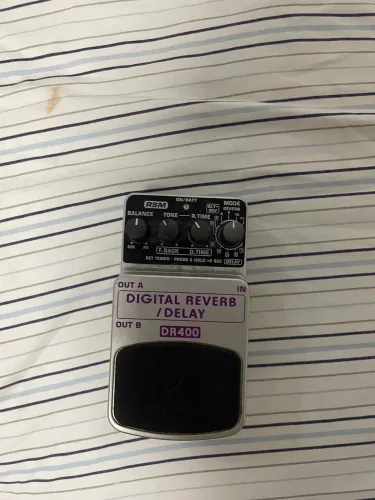 Behringer DR400 Delay e Reverb