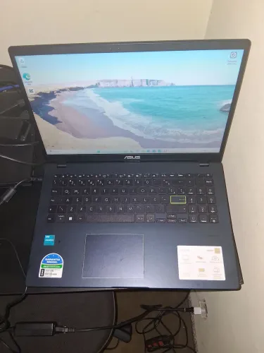 Notebook Asus E510