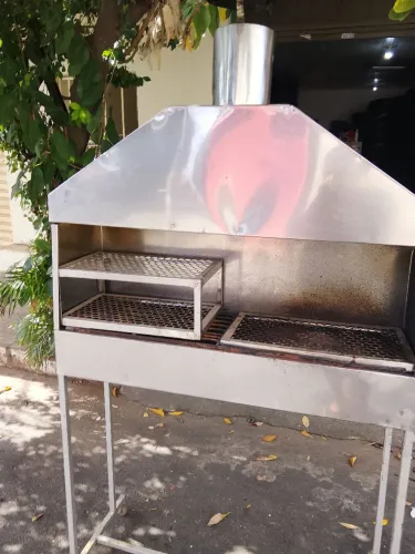 CHURRASQUEIRA INOX TOP