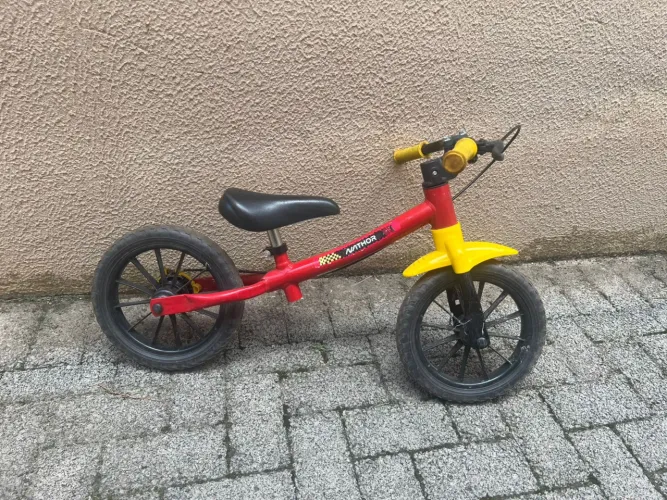 Bicicleta de equilíbrio Nathor