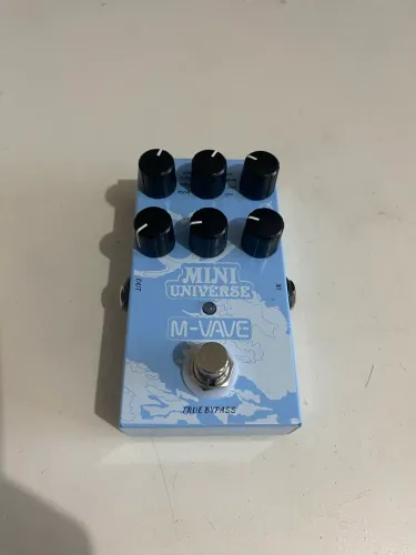 Pedal reverb mini universe