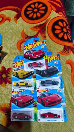Lote Ferraris Hot Wheels