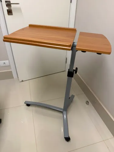 Mesa Vextable Marrom Usada (ótimo estado)