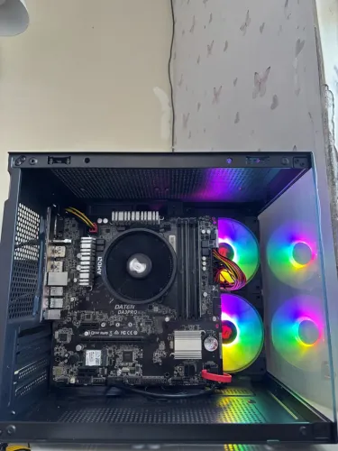 PC GAMER RYZEN 5 5600G, 16GB, SSD 128GB