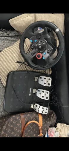 Volante Logitech G29 + Pedais (PS3 / PS4 / PS5 / PC) - Preço de Ocasião