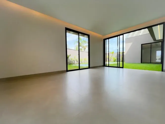 Jardim Versailles - Casa de condomínio sobrado para venda possui 354 metros 4 suítes