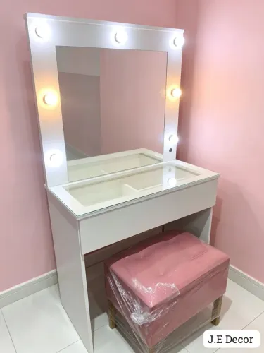 Penteadeira em mdf com banqueta de brinde