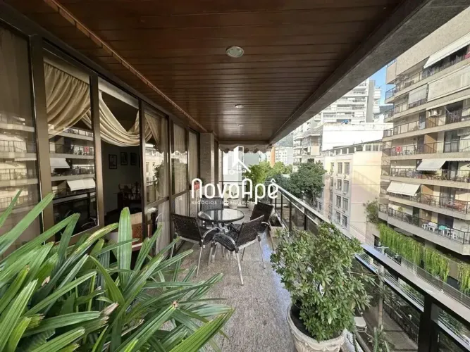 Apartamento para venda com varanda, 4 quartos com 2 vaga. 180m² - Tijuca