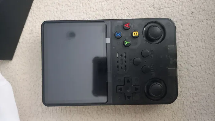 Console R36s - 64gb - 20.000 jogos.