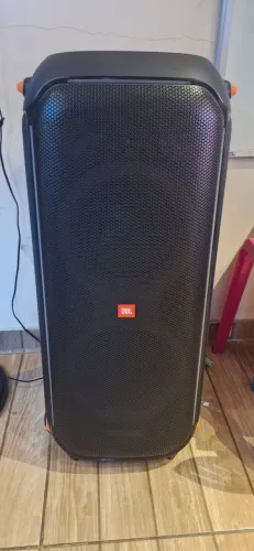 JBL Party 710