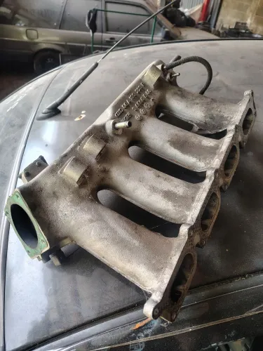 Coletor admissão Audi A3 20v turbo 