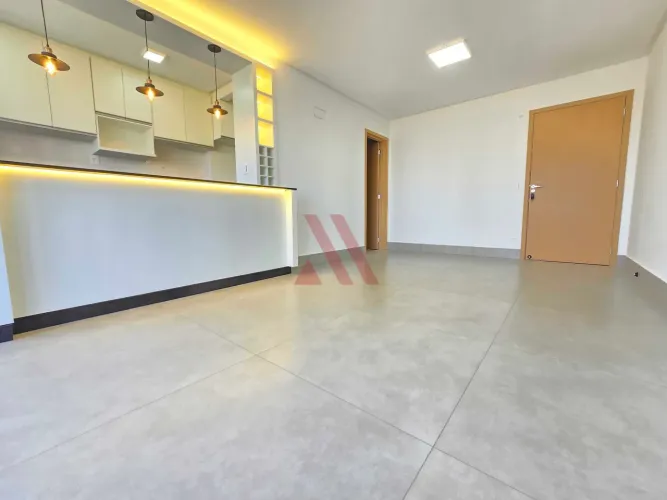Setor Bueno Apartamento 3 suítes sendo duas americanas montado em armários nunca habitado