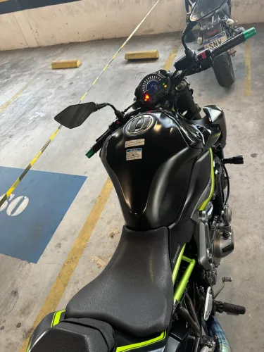 Kawasaki Z900 2019 - Muito Nova - 31 mil km - Oportunidade