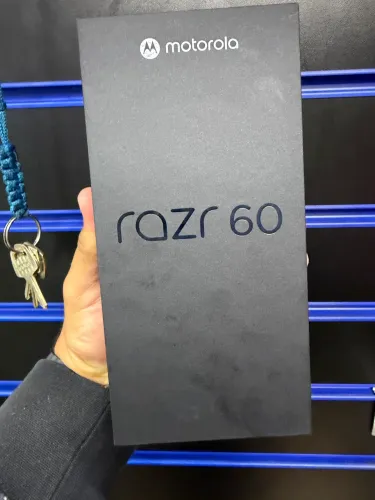 Motorola razr 60