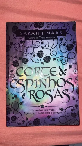 Corte de Espinhos e Rosas Volume 1 Capa Antiga Brasileira