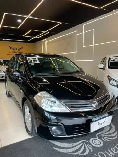 Nissan Tiida SL 1.8/1.8 Flex 16V Aut. 2011