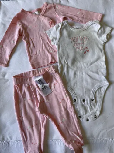 Kit bebê menina 0-6 meses Carters, Lilica e outras marcas