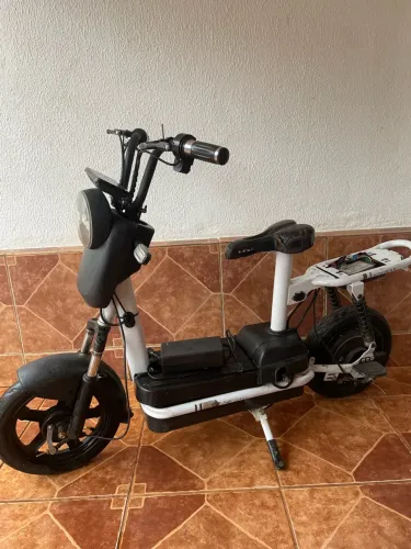 ? BICICLETA ELÉTRICA / SCOOTER ELÉTRICA À VENDA