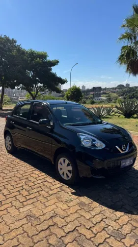 Nissan March S 1.0 12V Flex 5P 2017